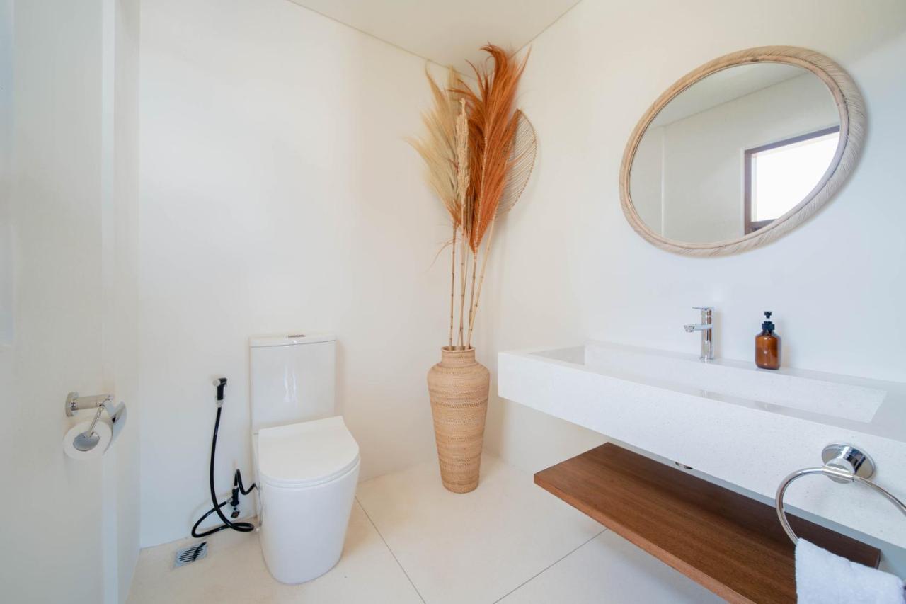 Luxury Ocean View Villas With Private Cook And Free Gym Membership Kuta  Екстериор снимка